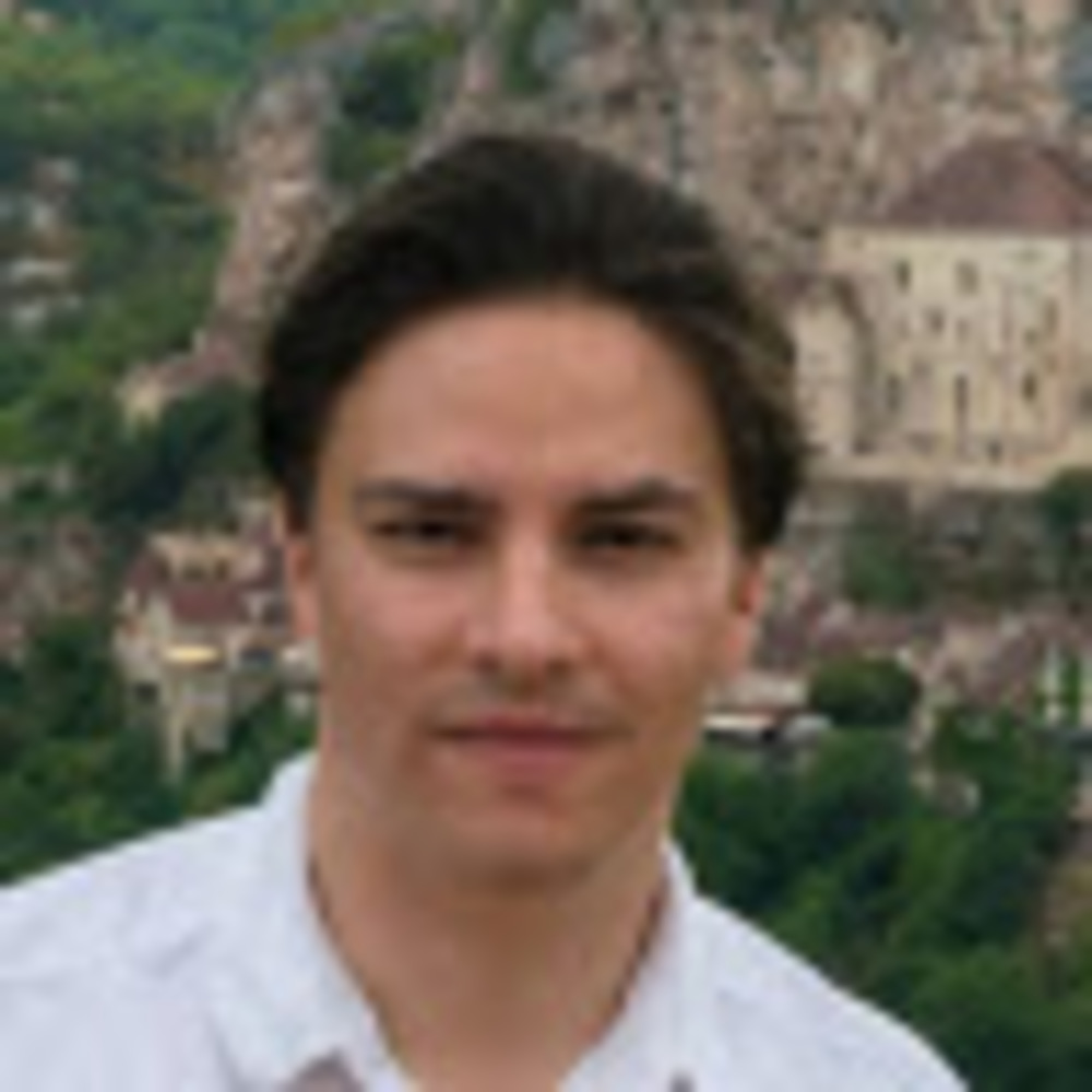 Meet your Posher, Carlos
